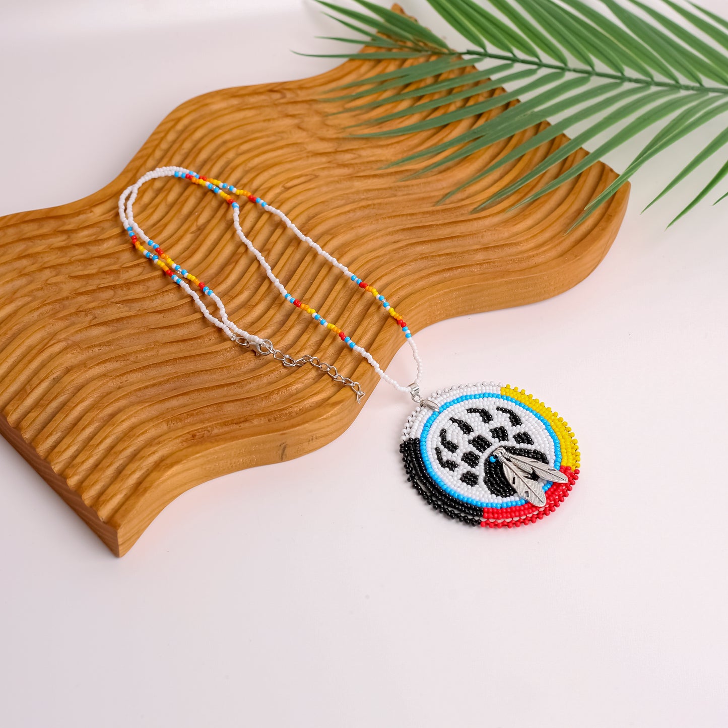 Bear Paw Handmade Beaded Wire Necklace Pendant Unisex With Native American Style