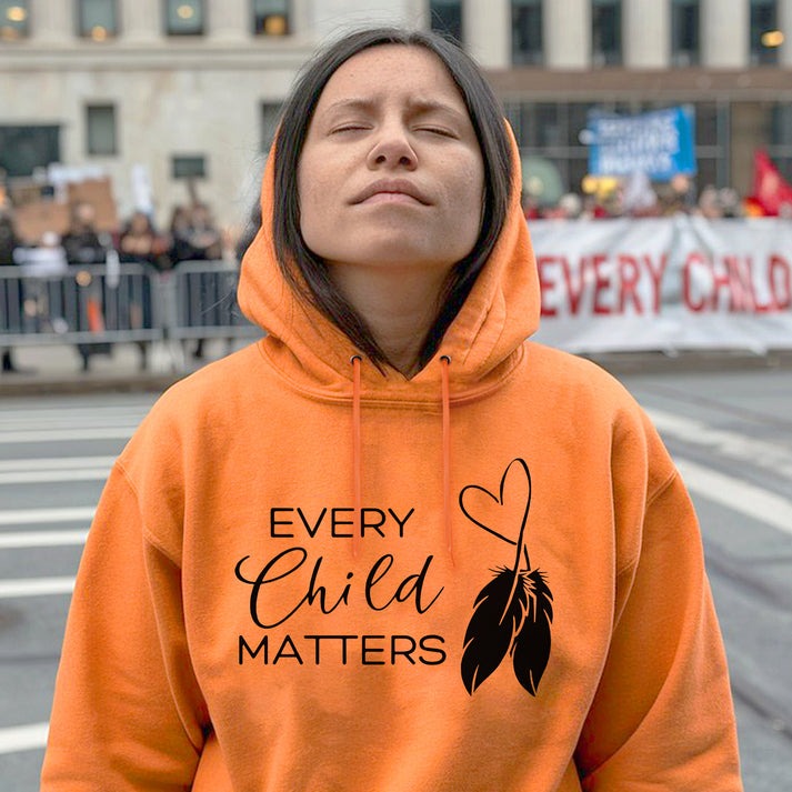 Every Child Matters Minimalist Heart Feather Design Unisex T-Shirt/Hoodie/Sweatshirt