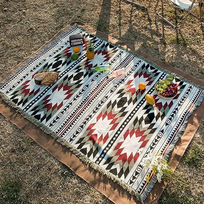 Native Pattern Throw Blanket – Warm Southwestern Design for Home Decor